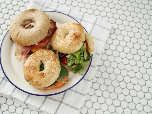 Bagel with Tofu