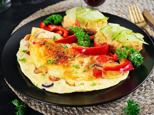 E9. Egg Omelette with Vegetable