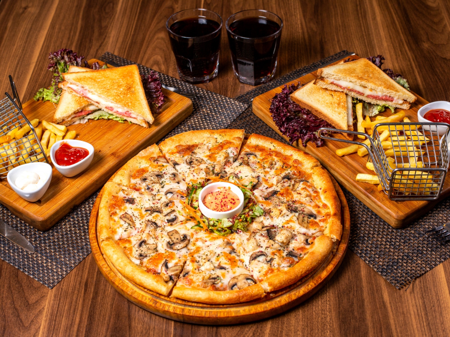 Deal 03 (2 Large Pizza + 2 1 Liter Cold Drink) in Ghakhar, PB.