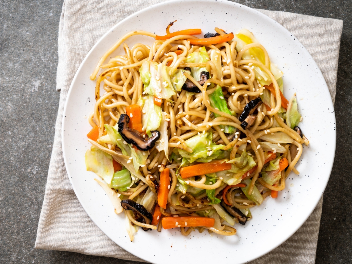 Vegetarian Hakka Noodles