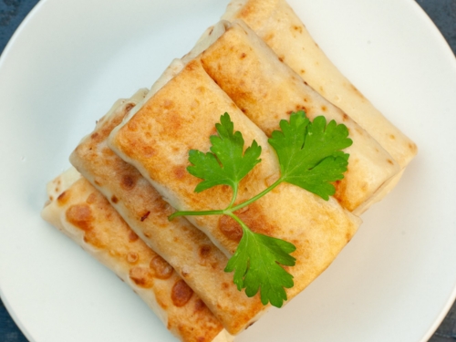 Pear & Brie Filo Roll (24 Pieces)